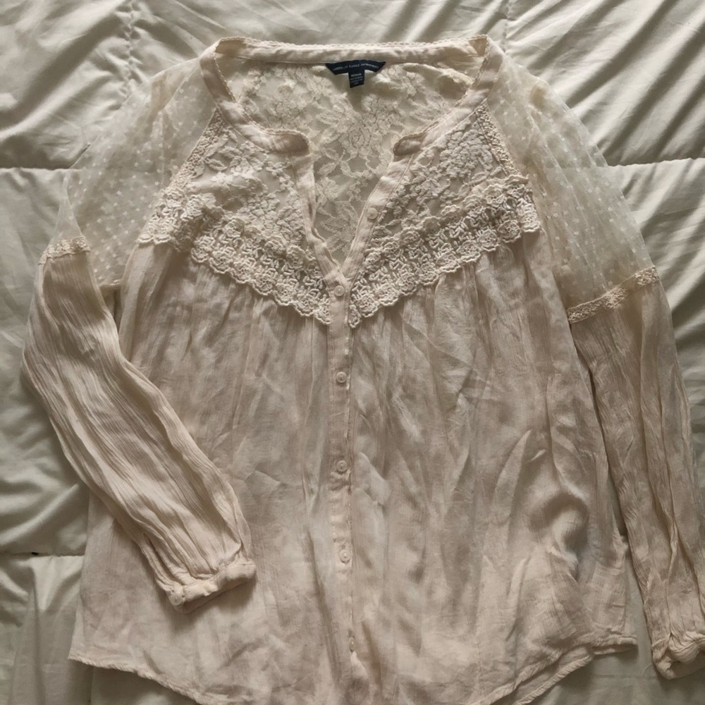 ⭐️2/$10⭐️ American Eagle Outfitters Cream White Lace Top